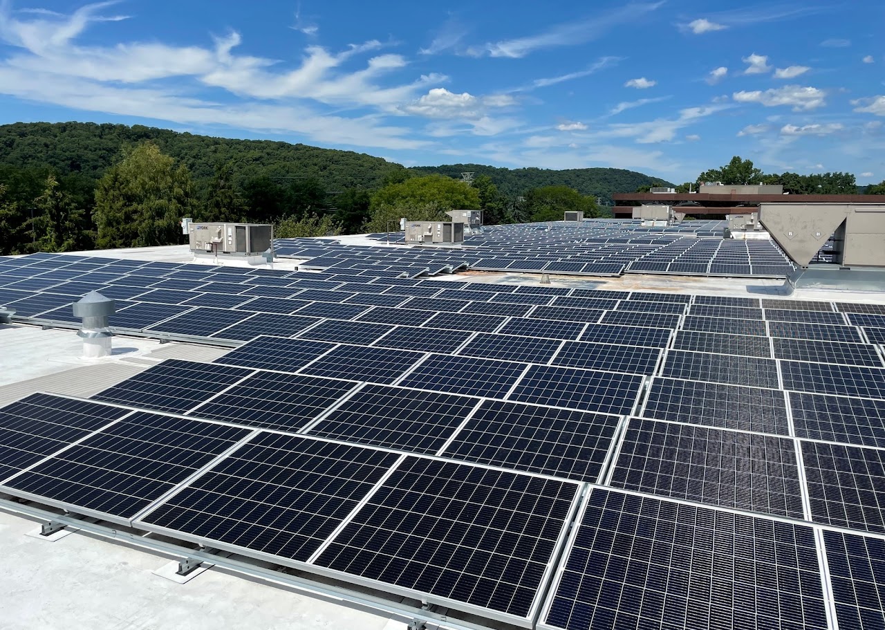 Commercial rooftop solar installation - after